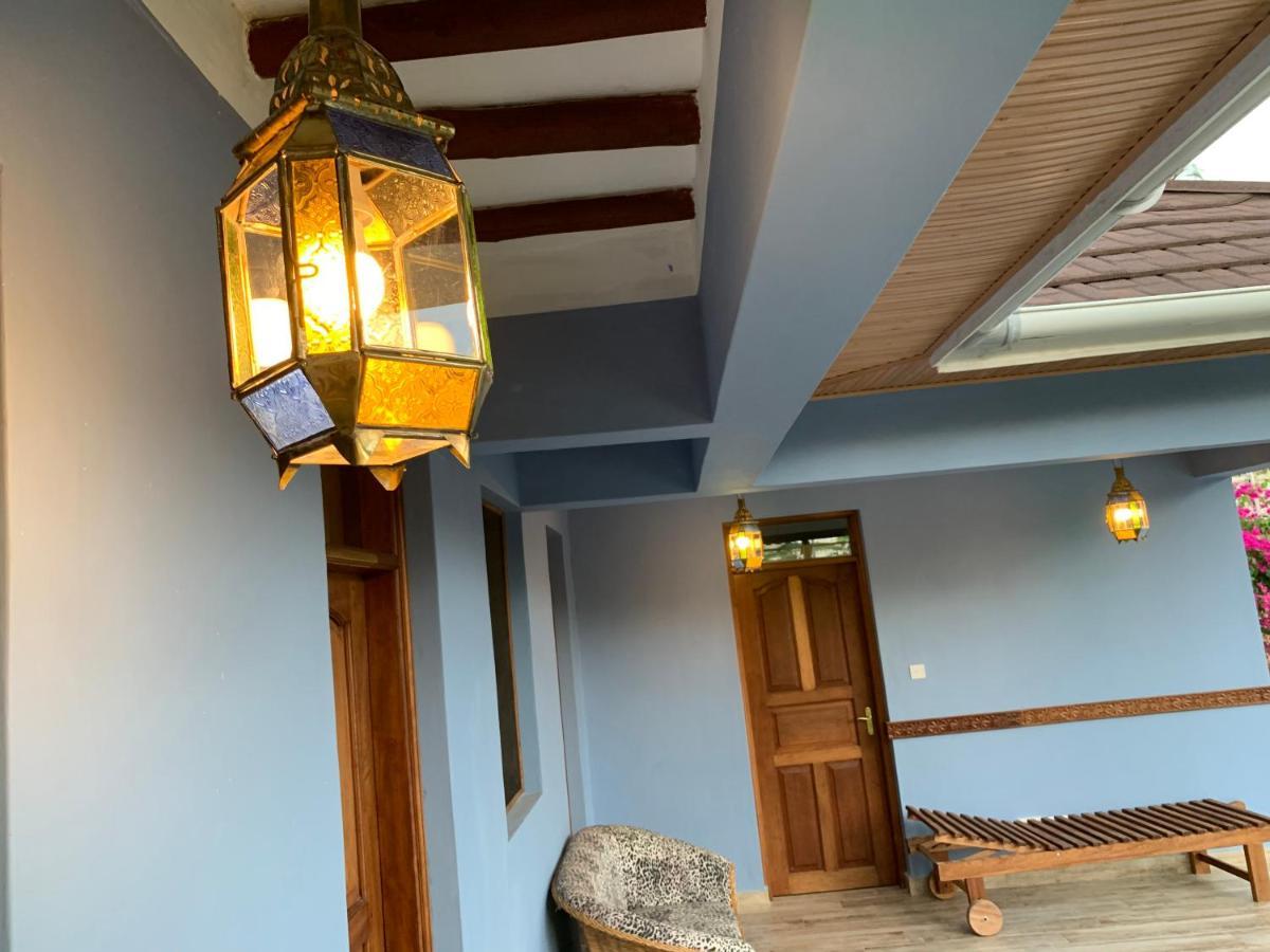 Lions Home Diani Beach Esterno foto