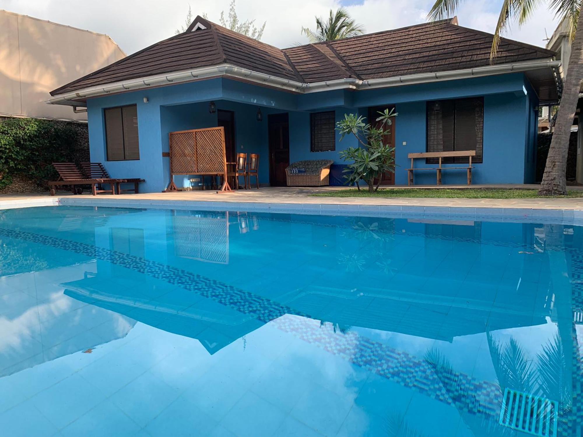 Lions Home Diani Beach Esterno foto